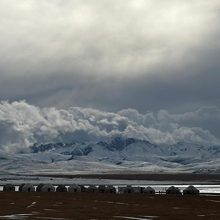 Yurt Camp Ali-Nur At Lake Song-Kol Юрточный Лагерь Али-Нур Озеро Сон-Куль Сон-Куль Кыргызстан Нарын Kyrgyzstan Naryn Exteriér fotografie