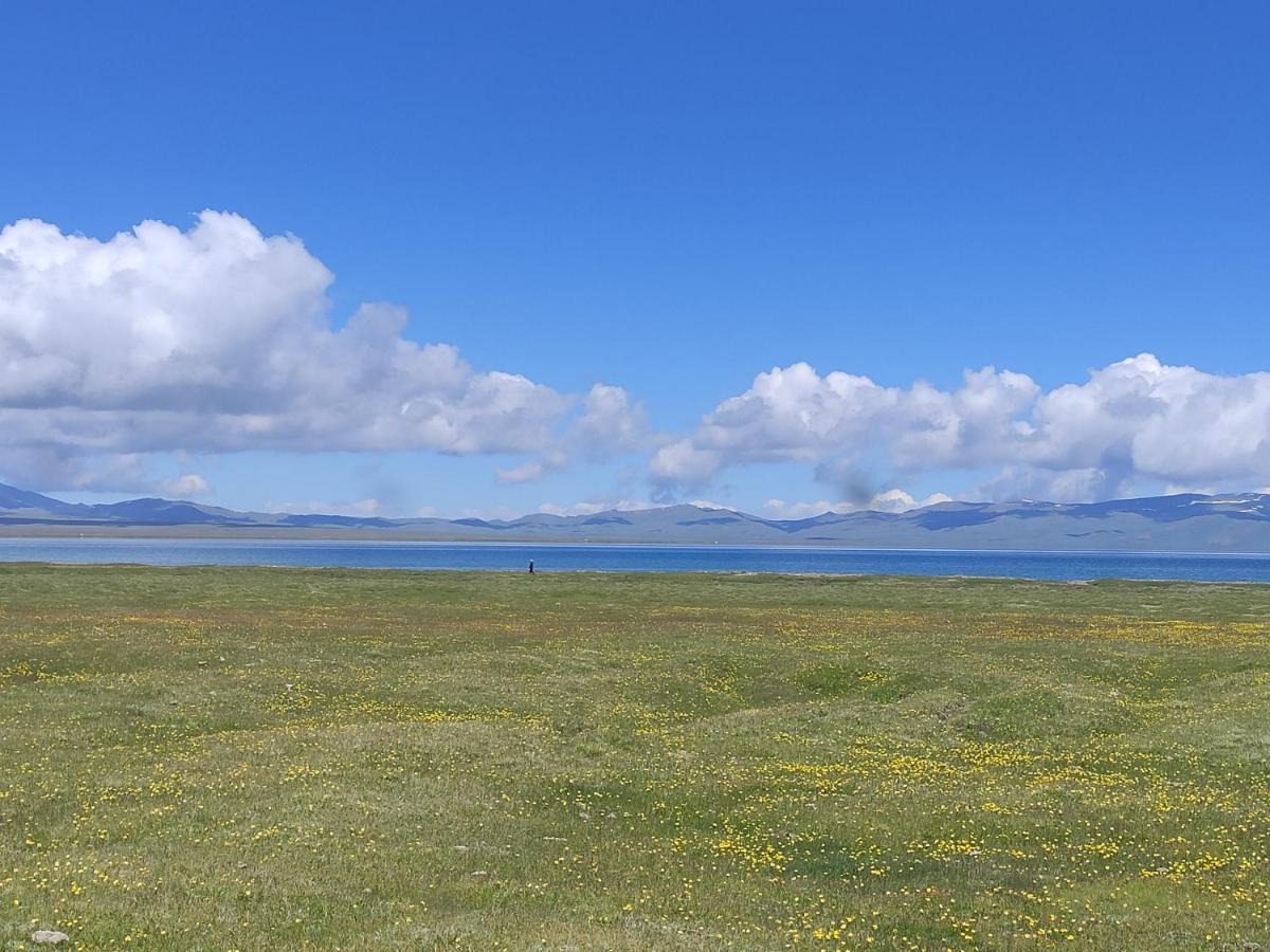 Yurt Camp Ali-Nur At Lake Song-Kol Юрточный Лагерь Али-Нур Озеро Сон-Куль Сон-Куль Кыргызстан Нарын Kyrgyzstan Naryn Exteriér fotografie