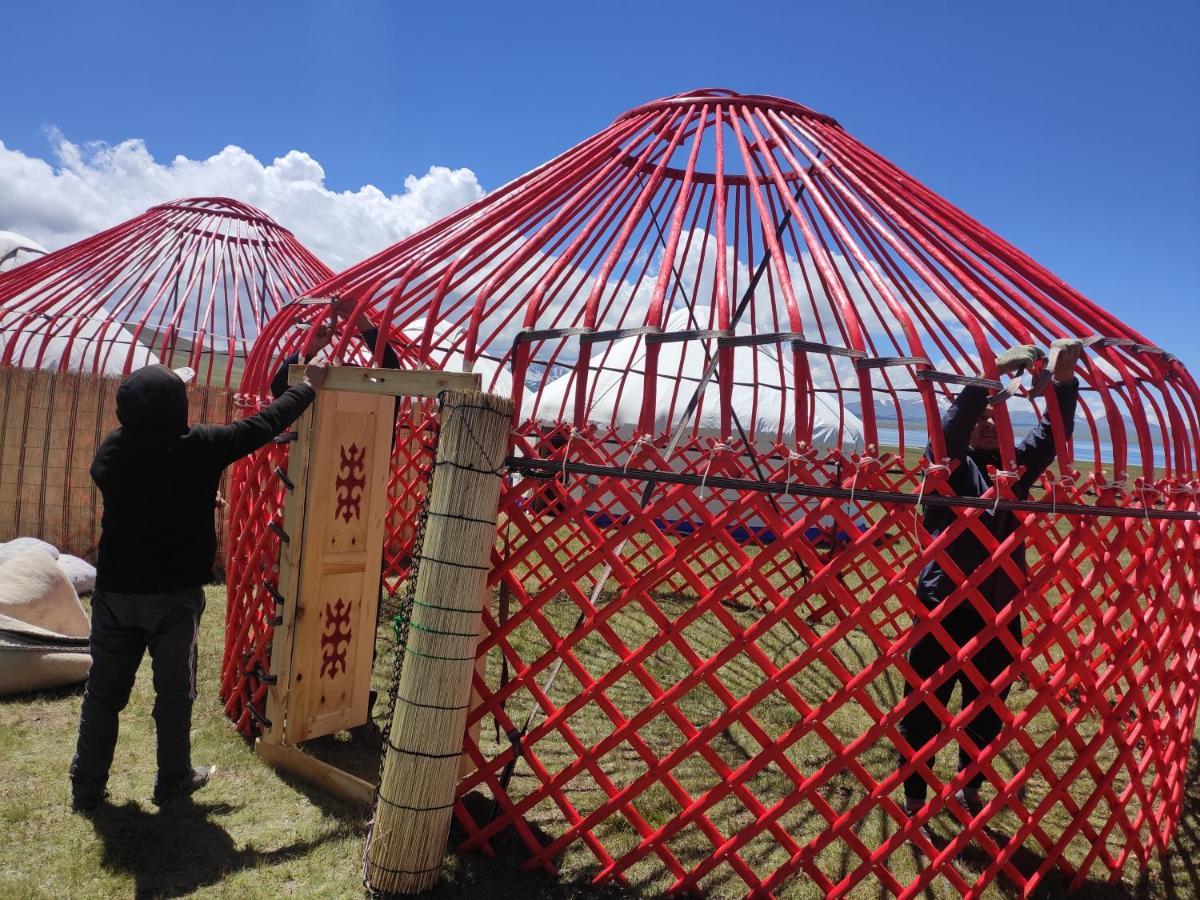 Yurt Camp Ali-Nur At Lake Song-Kol Юрточный Лагерь Али-Нур Озеро Сон-Куль Сон-Куль Кыргызстан Нарын Kyrgyzstan Naryn Exteriér fotografie