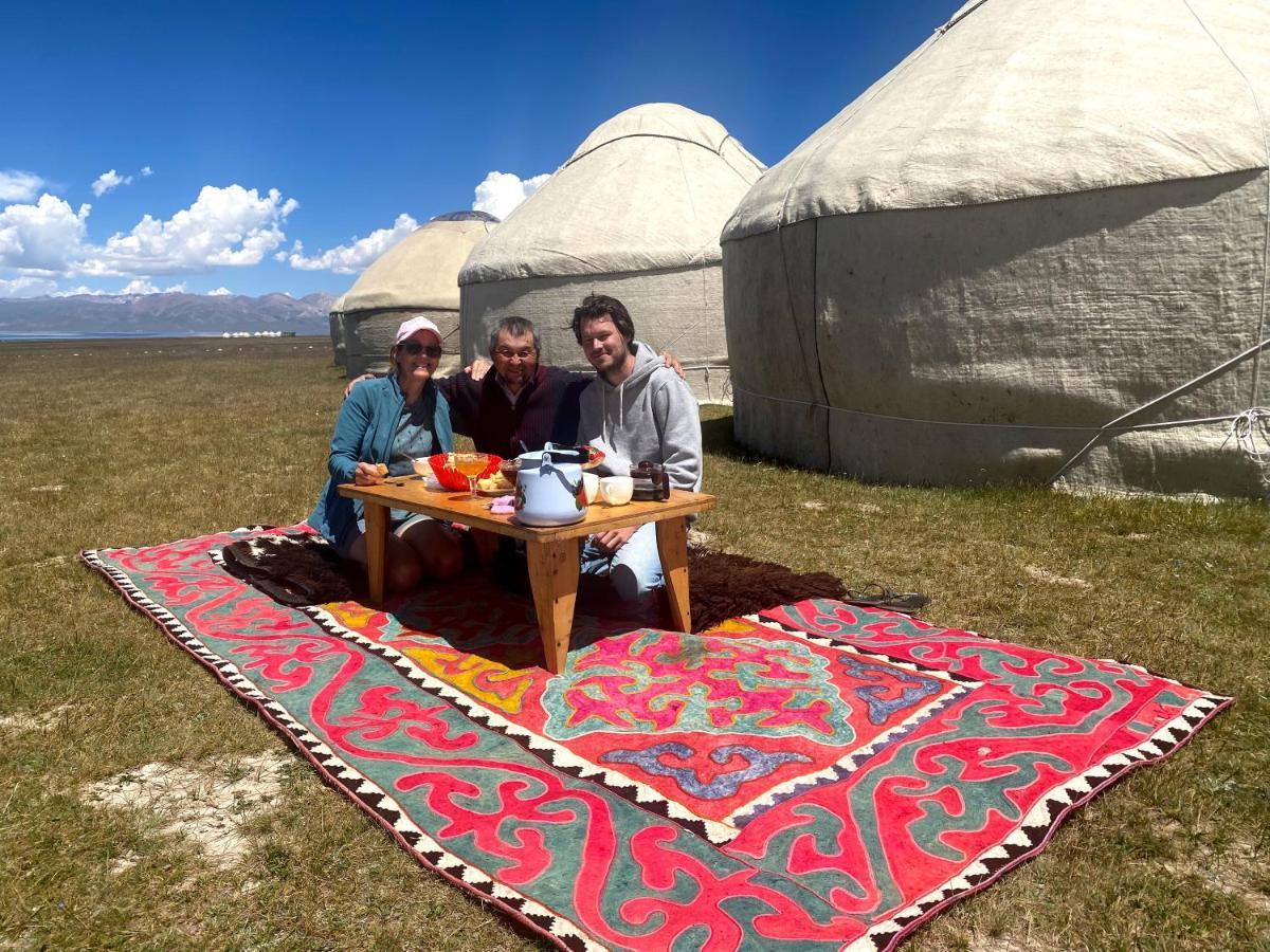 Yurt Camp Ali-Nur At Lake Song-Kol Юрточный Лагерь Али-Нур Озеро Сон-Куль Сон-Куль Кыргызстан Нарын Kyrgyzstan Naryn Exteriér fotografie