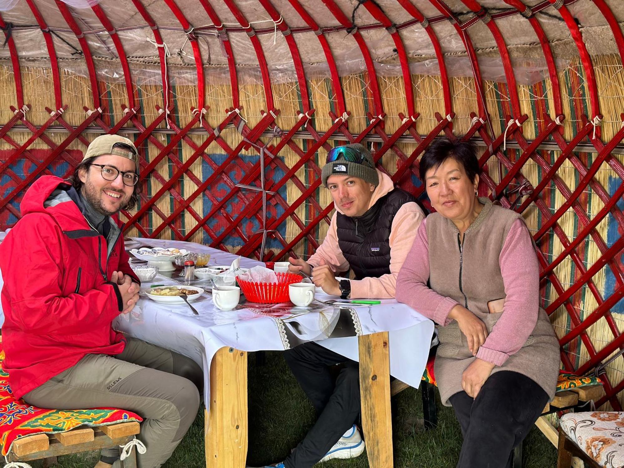 Yurt Camp Ali-Nur At Lake Song-Kol Юрточный Лагерь Али-Нур Озеро Сон-Куль Сон-Куль Кыргызстан Нарын Kyrgyzstan Naryn Exteriér fotografie