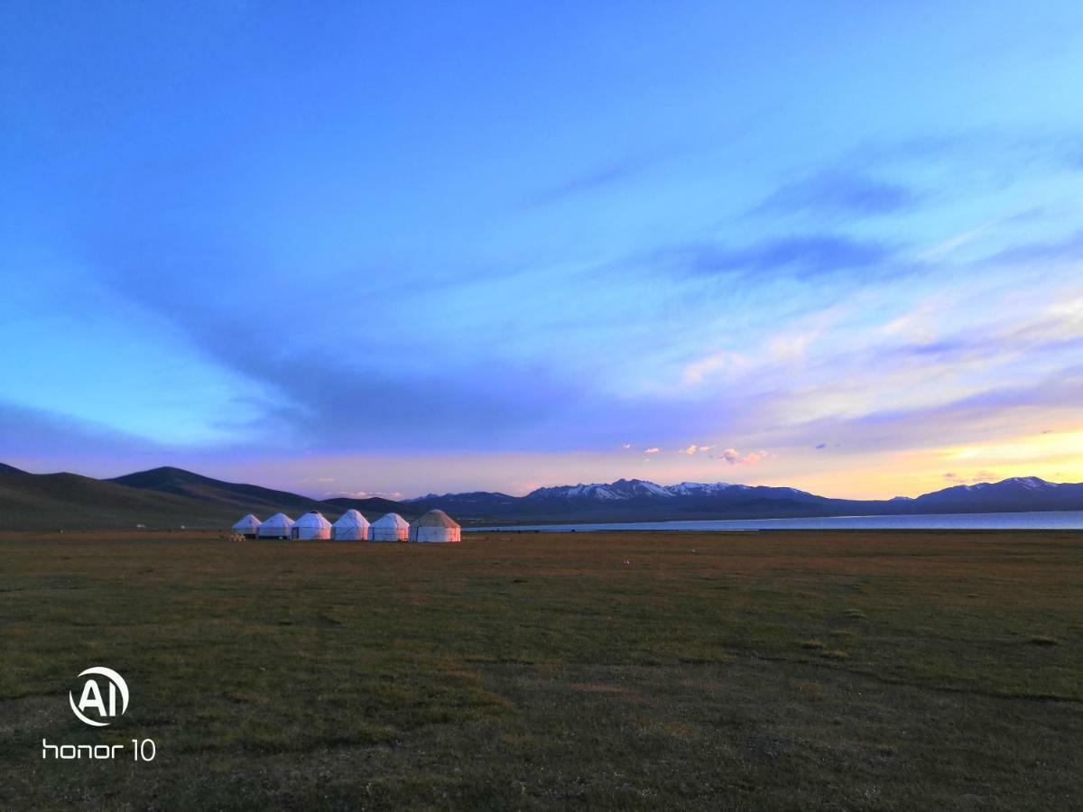 Yurt Camp Ali-Nur At Lake Song-Kol Юрточный Лагерь Али-Нур Озеро Сон-Куль Сон-Куль Кыргызстан Нарын Kyrgyzstan Naryn Exteriér fotografie